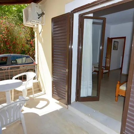 Corfu Budget Friendly House In A Quiet Farm For 2 Appartamento